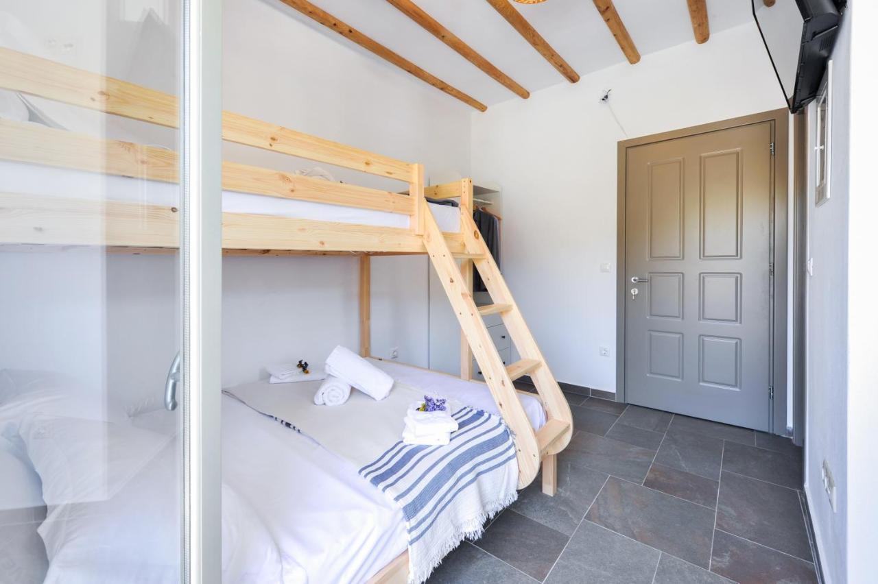 Harmony View Lux Studio With Stunning Sea Views Cherronisos  Luaran gambar